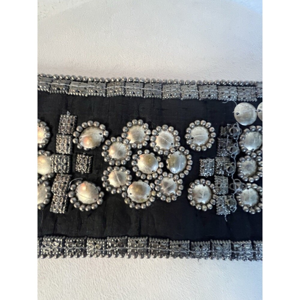 Y2K Express Boho Metal Beaded & Stud Moroccan Vintage Festival Wristlet Clutch - Picture 3 of 15